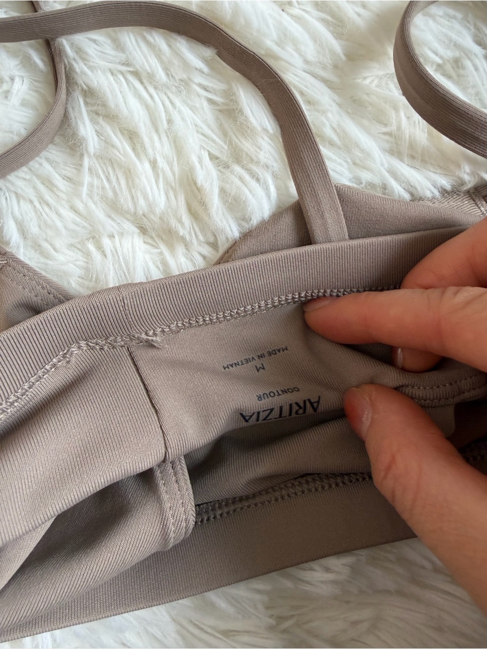 Aritzia Original Contour Amity Bralette - Picture 6 of 6